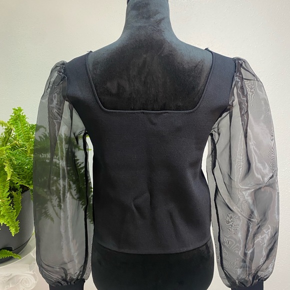 House of Harlow 1960 Sheer Puff Sleeves Black Size Large NWT - Picture 3 of 6